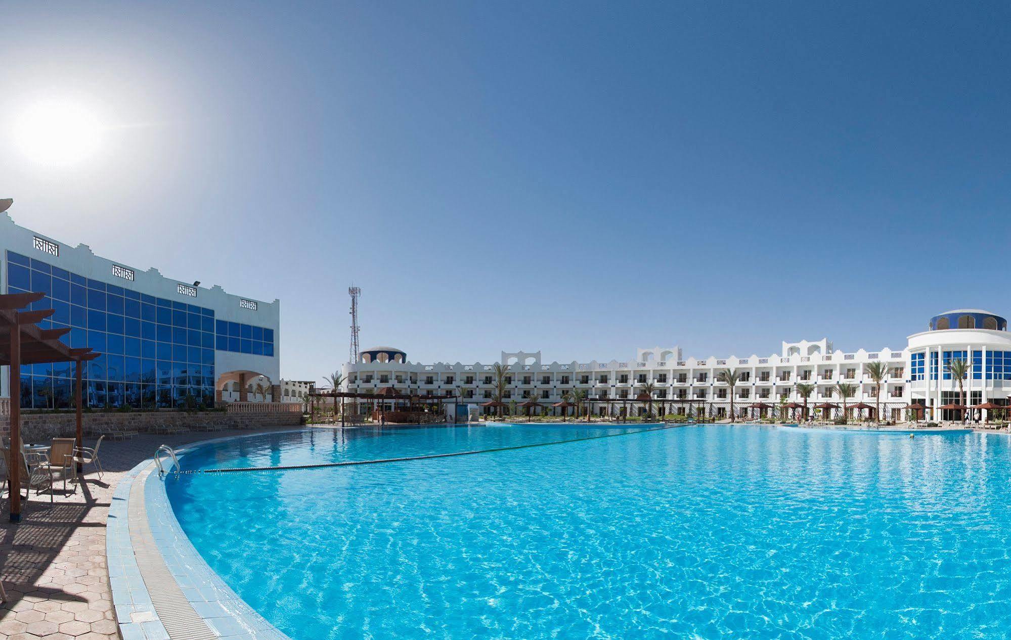 Golden 5 Sapphire Suites Hotel フルガダ エクステリア 写真
