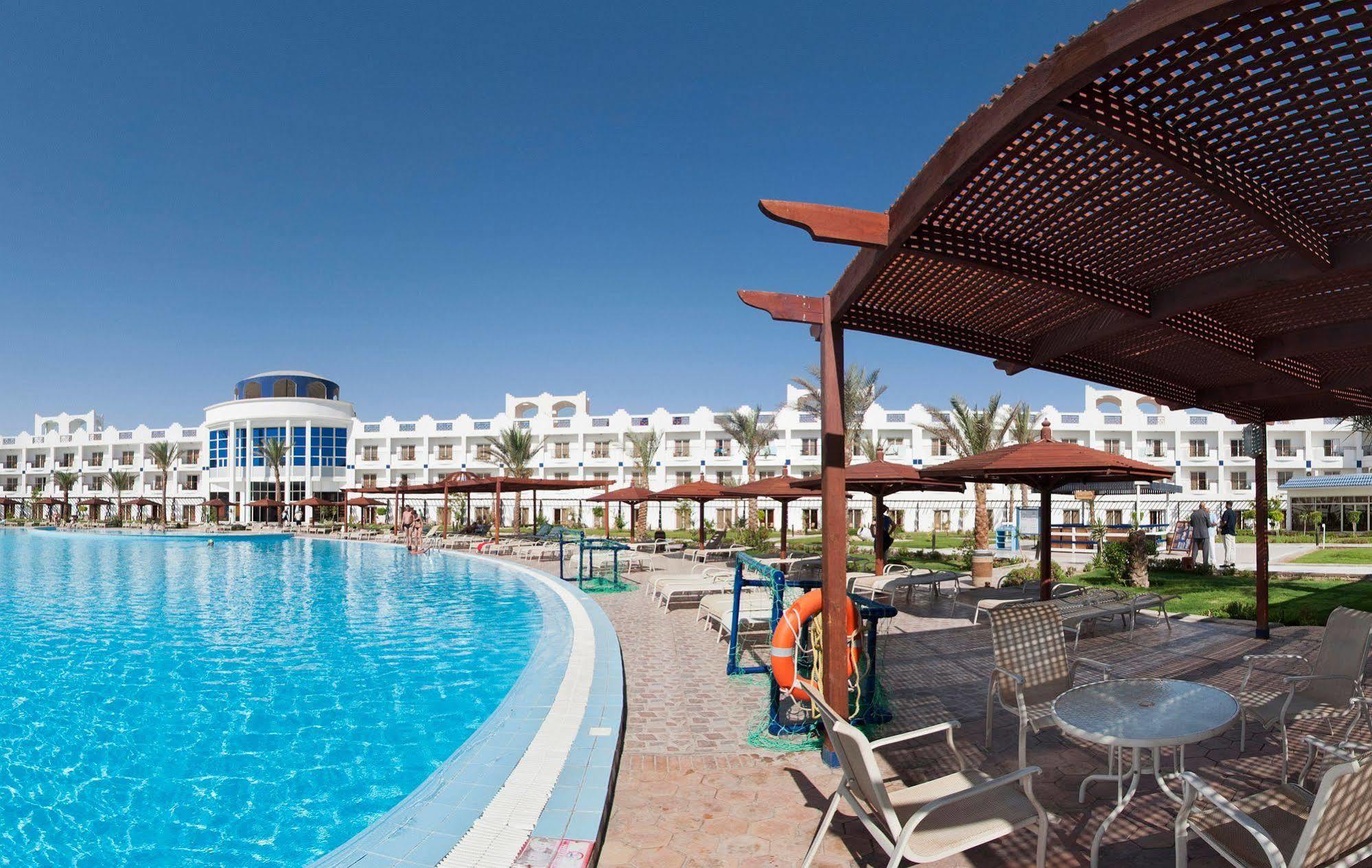 Golden 5 Sapphire Suites Hotel フルガダ エクステリア 写真